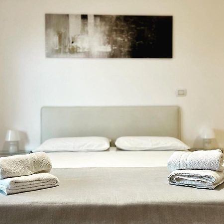 Appartement Miniapart Vico V à Bari Extérieur photo