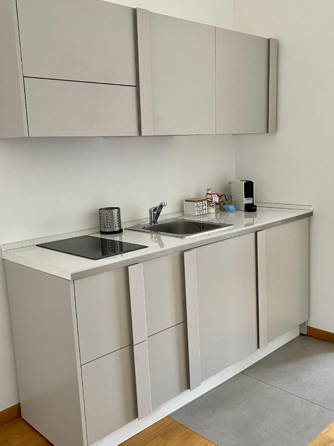 Appartement Miniapart Vico V à Bari Extérieur photo