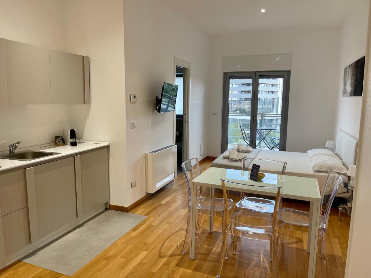 Appartement Miniapart Vico V à Bari Extérieur photo